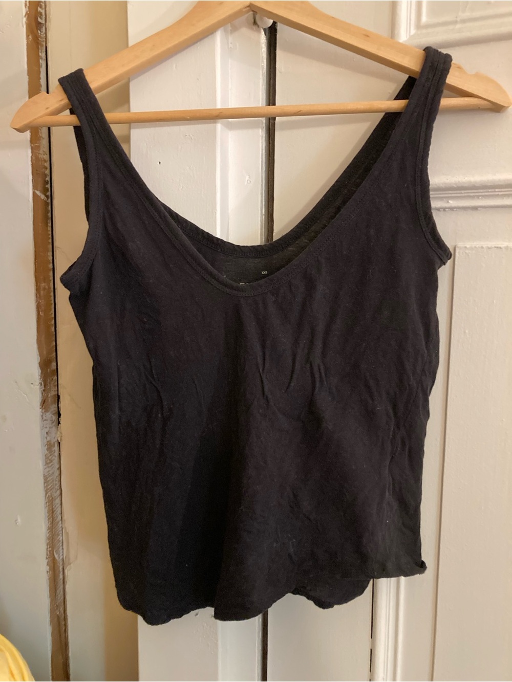 Everlane Black Scoop Neck Tank Top